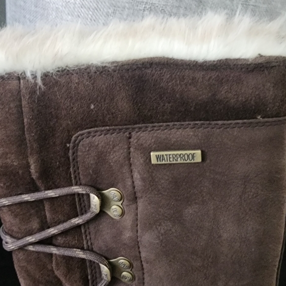 Winter Boot, Leather and Stylish - Picture 6 of 11